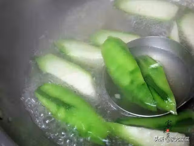 /www/bananadaily.net/web/images/image/2029/20297896.avif